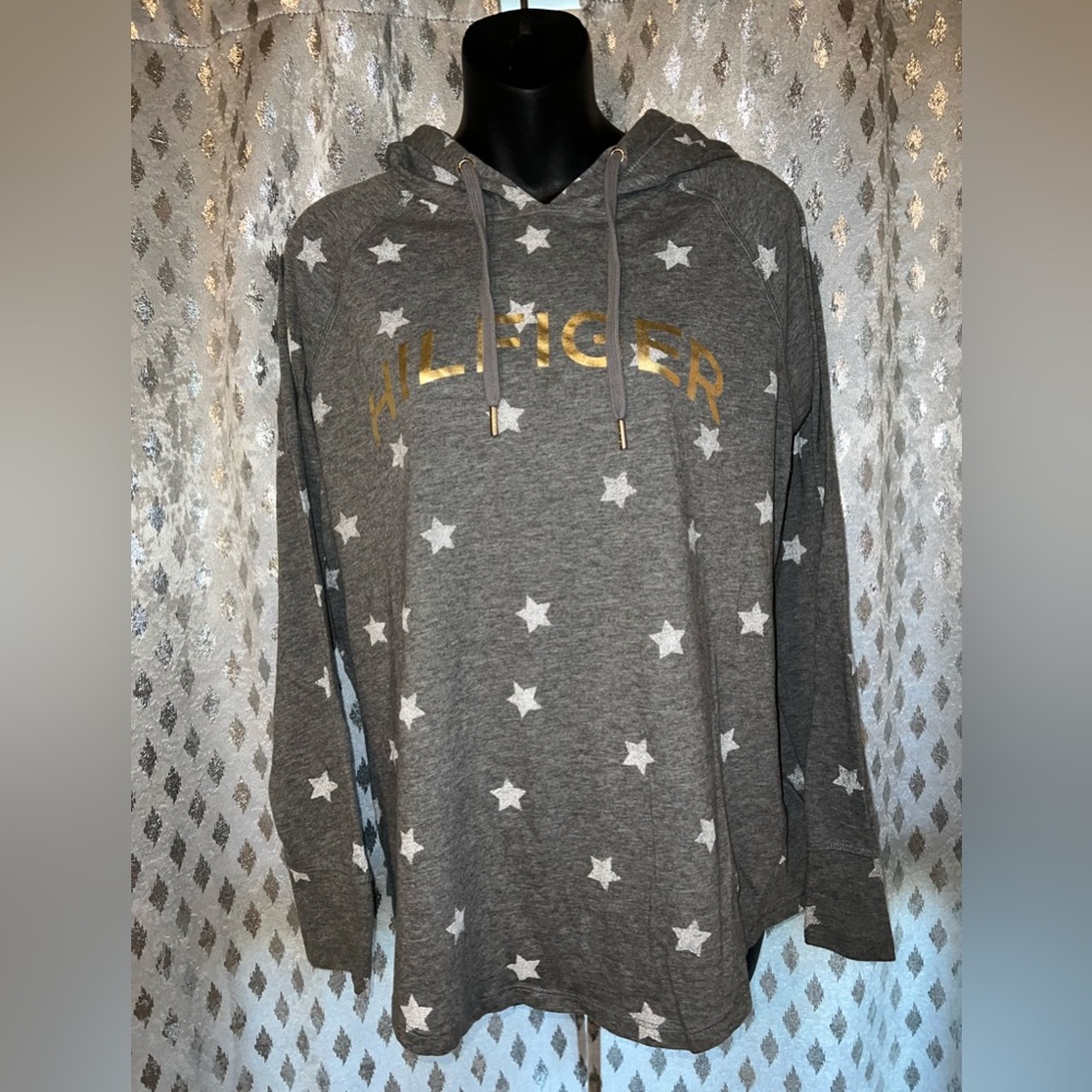 Tommy Hilfiger long sleeve, hooded t-shirt size XL.